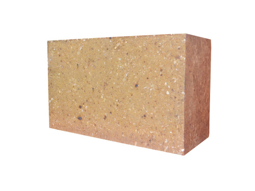 Sintered magnesia brick